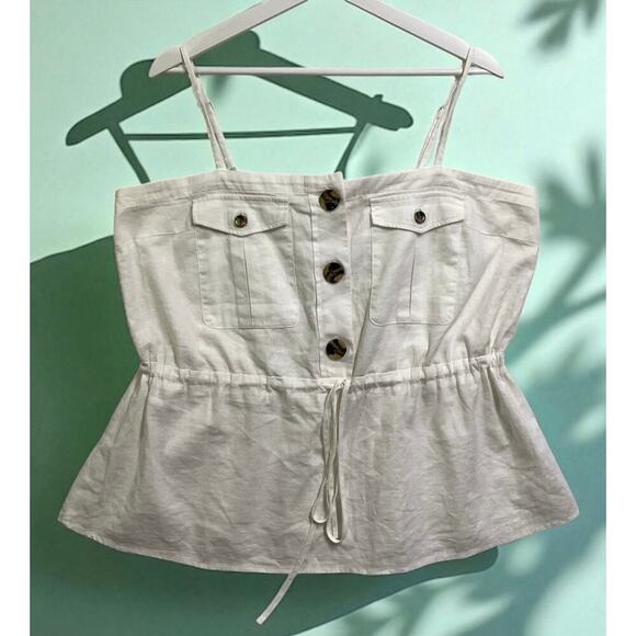 Venus button-front closure, two chest pockets, and a drawstring waist white XL - Picture 1 of 5